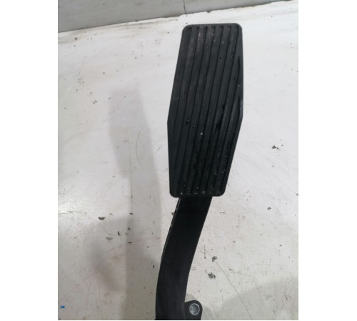 Педаль газа