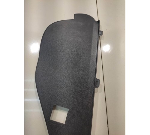 Накладка торпедо(правая)