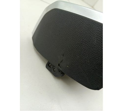 Дефлектор воздушный левый