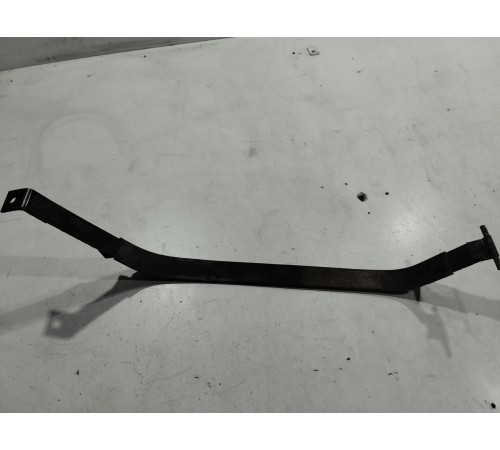 Крепление топливного бака левое