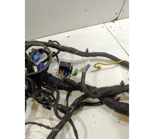 Электропроводка под торпедо