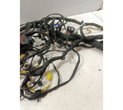 Электропроводка под торпедо