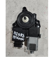 Моторчик стеклоподъемника задний правый