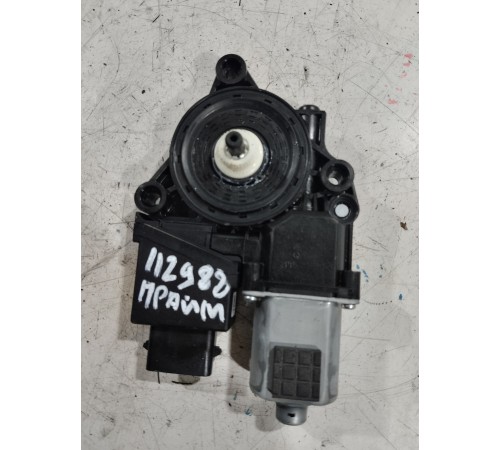 Моторчик стеклоподъемника задний правый