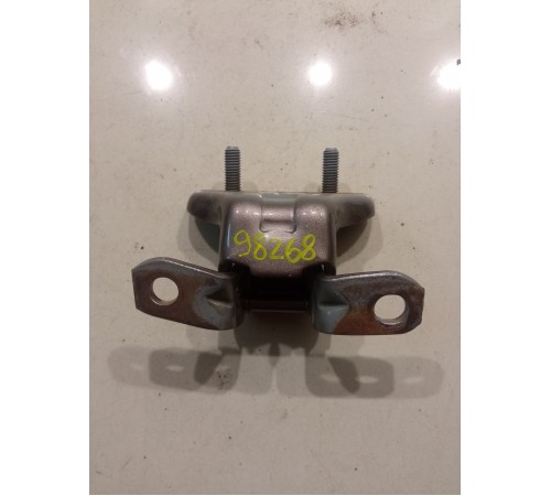 Петля двери(задняя левая верхняя)