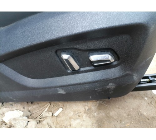 Сиденье переднее правое