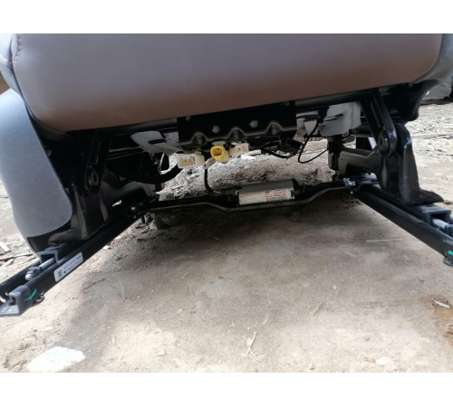 Сиденье переднее правое