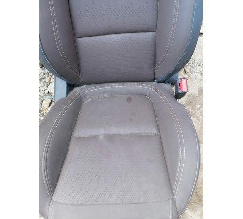 Сиденье переднее правое