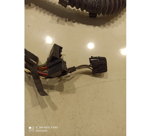 Электропроводка двери(передняя правая)