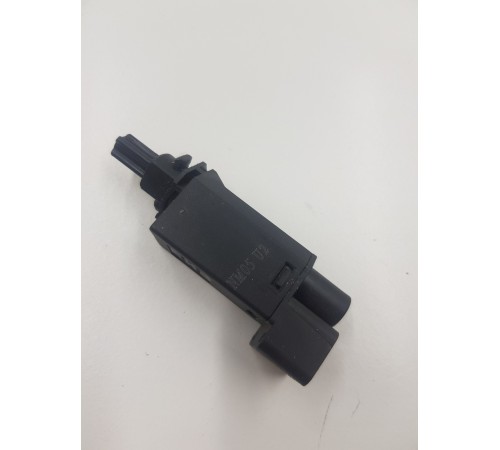 Датчик стоп сигнала