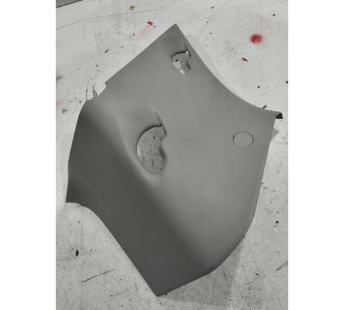 Накладка багажника левая внутренняя