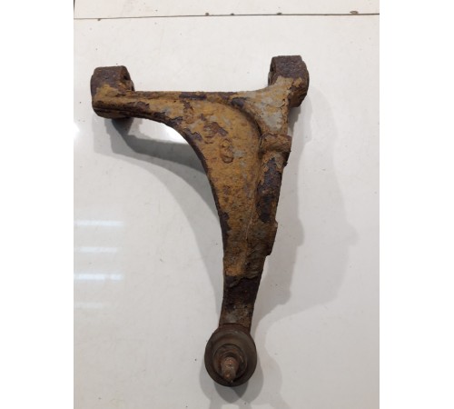 Рычаг подвески (задний, левый, верхний)