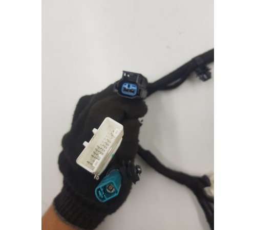Электропроводка двери передняя левая