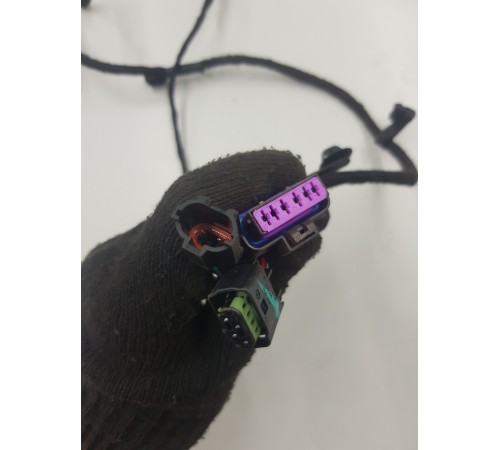 Электропроводка двери передняя левая