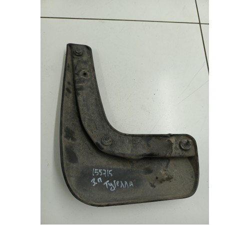 Брызговик задний правый