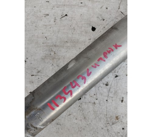 Трубка охлаждающей жидкости впускная