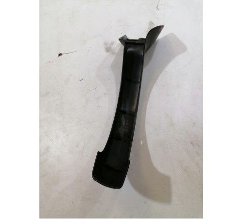 Накладка петли багажника левая