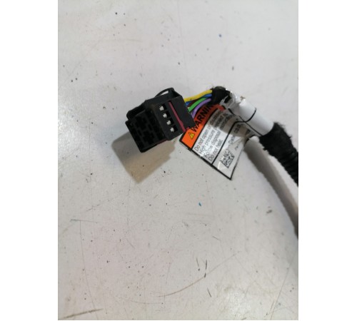 Амортизатор крышки багажника левый