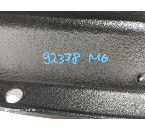 Обшивка крышки багажника