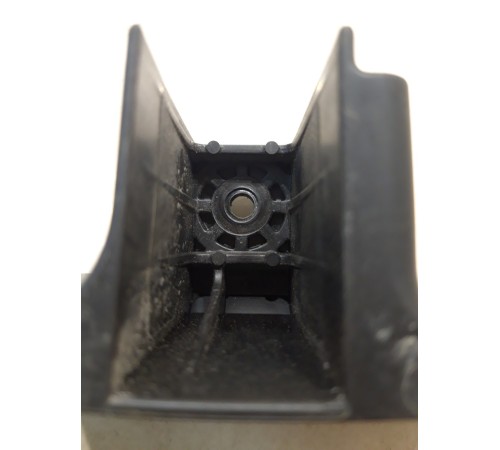 Кронштейн передний левый