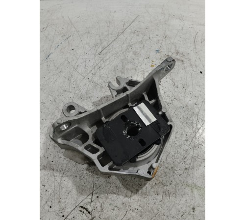 Подушка опора двигателя АКПП