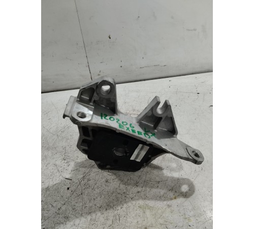 Подушка опора двигателя АКПП