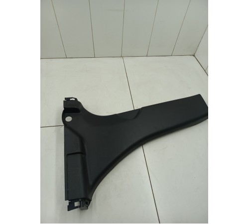 Обшивка центральной стойки левая нижняя