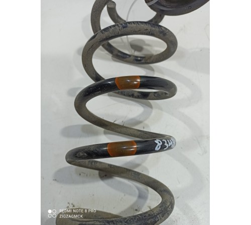 Пружина задняя левая