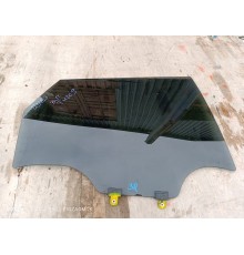 Стекло двери заднее правое