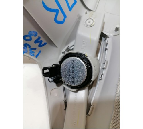 Обшивка лобового стекла правая