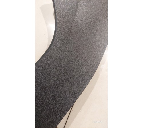 Накладка центральной консоли правая