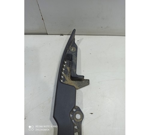 Пыльник крыла передний правый