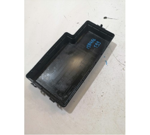 Крышка блока предохранителей