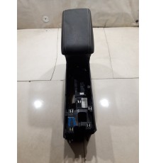 Центральная консоль с подлокотником