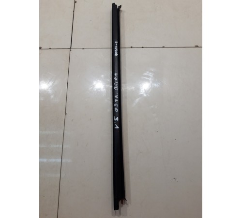 Молдинг стекла(задний левый)