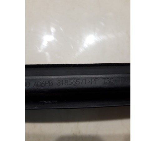 Молдинг стекла(задний левый)