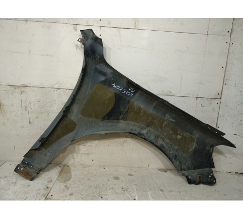 Крыло переднее левое