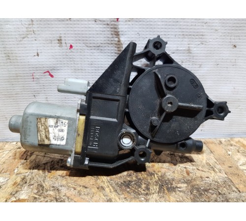 Моторчик стеклоподъемника Передний Правый