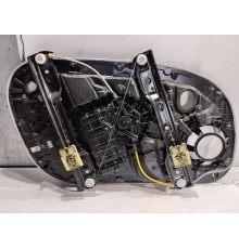 Стеклоподъемник (передний правый)