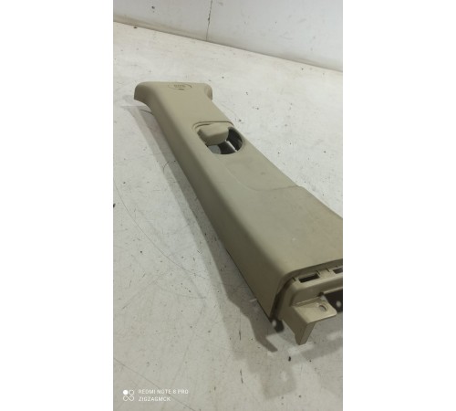 Обшивка центральной стойки(левая верхняя)