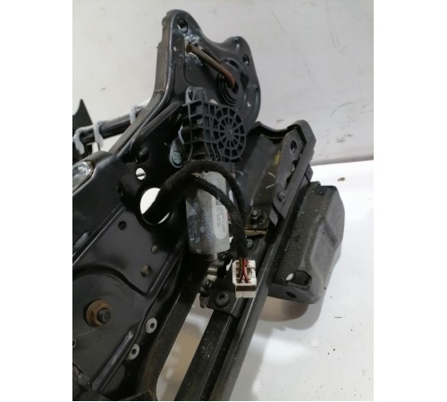 Каркас сиденья нижняя часть передний левый