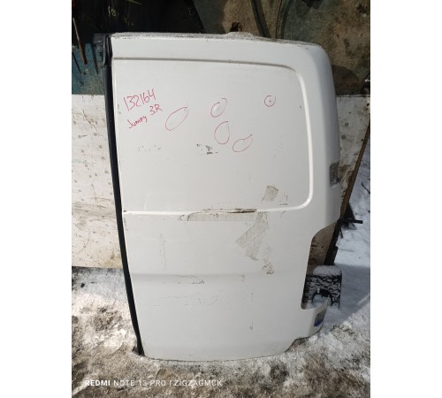 Дверь багажника правая