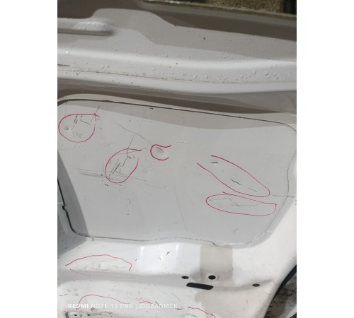 Дверь багажника правая