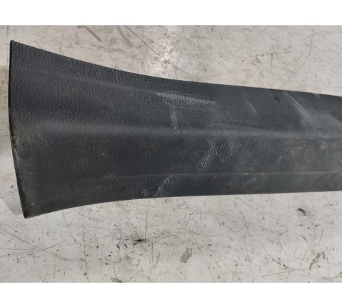 Накладка порога передняя левая