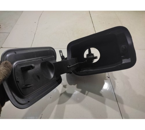 Лючок бензобака