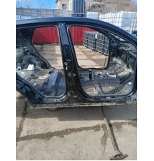 Порог со стойкой правый