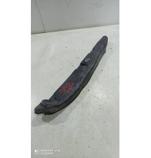 Уплотнитель крыла передний левый