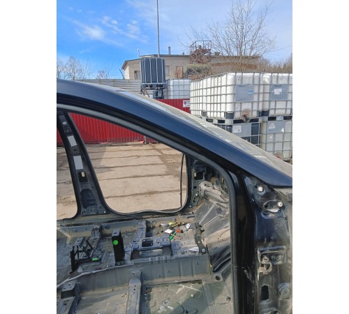 Порог со стойкой правый