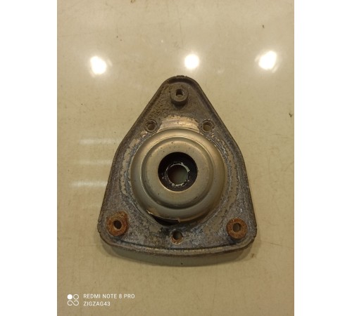 Опора амортизатора(передняя правая)