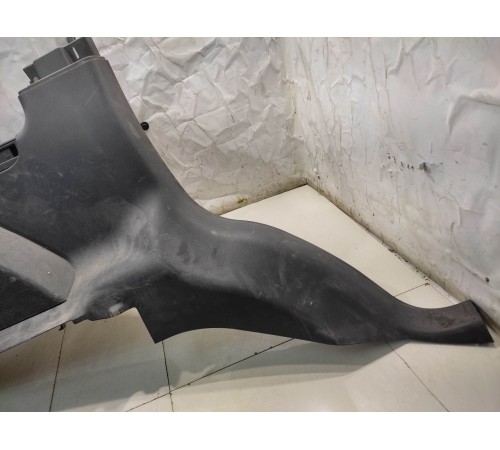 Обшивка багажника (левая)